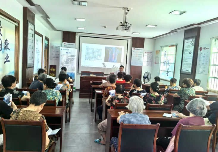 脊柱健康 “医” 路同行，浙东骨科情暖慈悬村